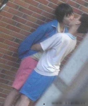 艳姐爆料情侣视频大全,情侣甜蜜瞬间视频大盘点