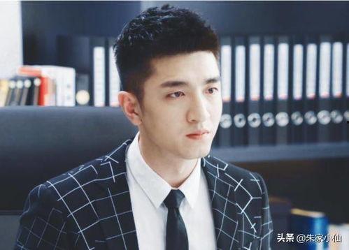 娱乐吃瓜爆料刘浩存父母,娱乐圈新晋星二代背后的故事