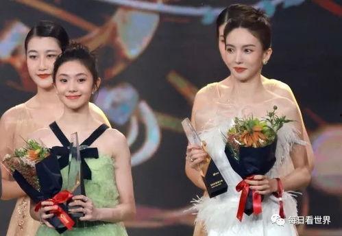 娱乐圈八卦最新吃瓜事件,当红明星惊爆恋情，背后真相令人咋舌！